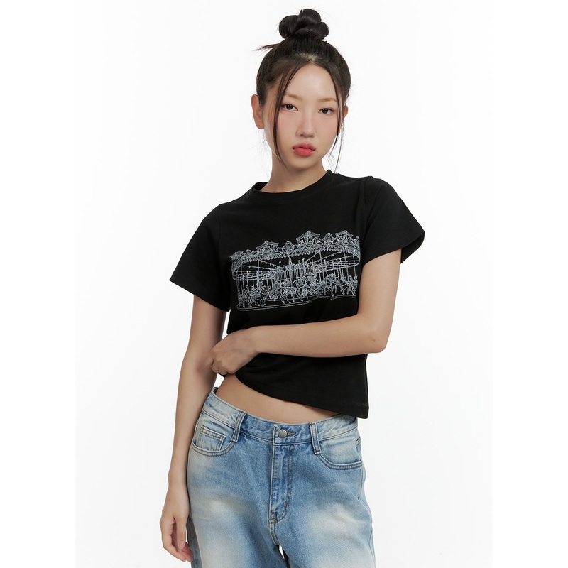Merry-Go-Around Cotton Graphic Crop Tee CL410 Black S/M