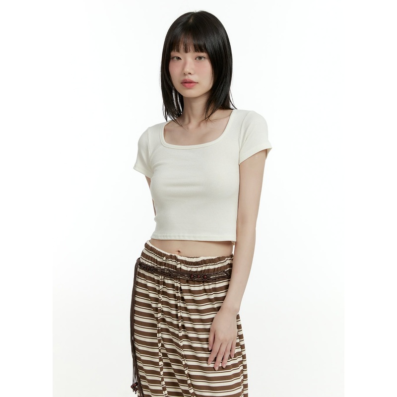 Basic Square Neck Slim Crop Top CL426 Light beige S/M