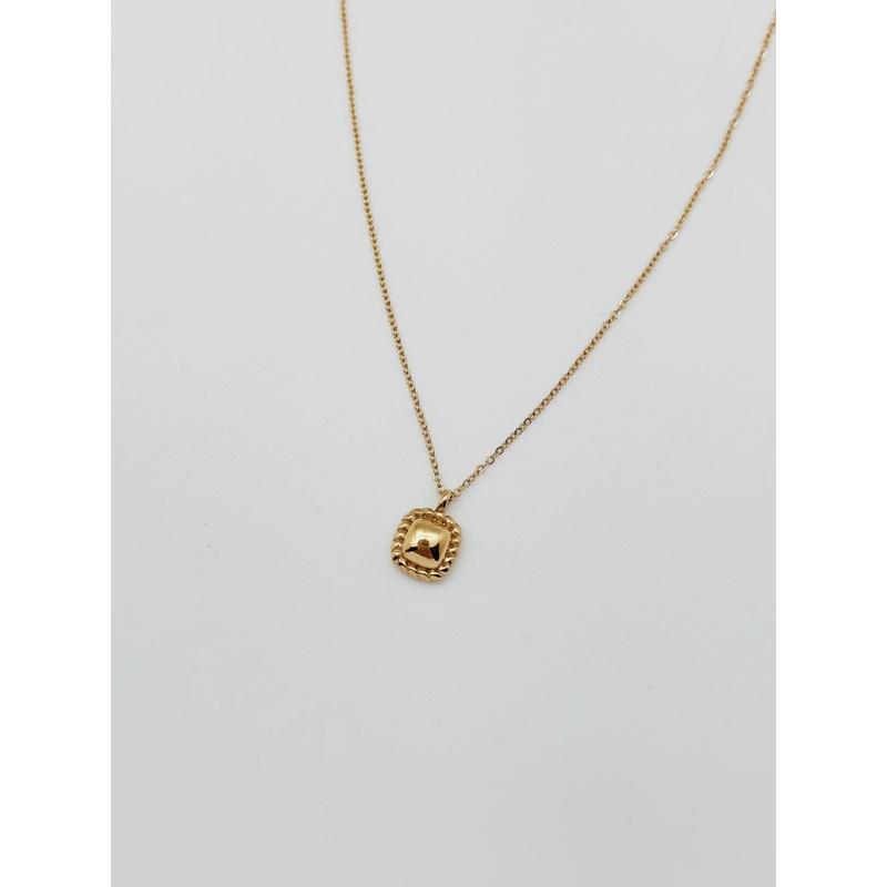 18K Gold Square Pendant Necklace