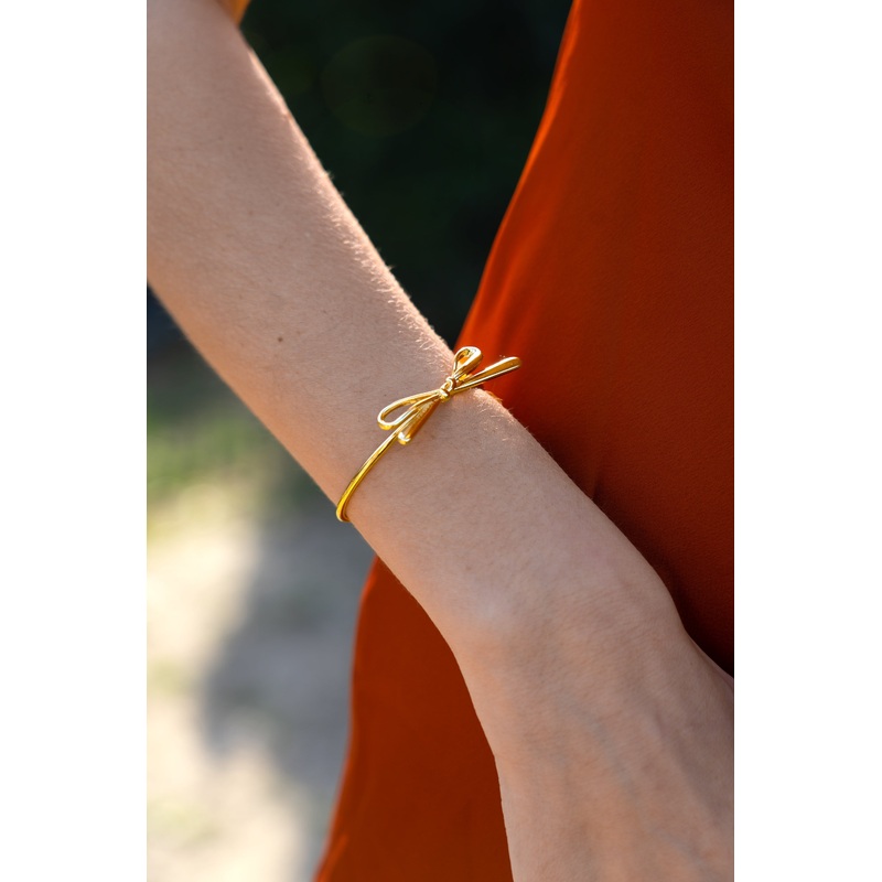 Peter + June  Ballet Core Cuff 18k Gold Plated