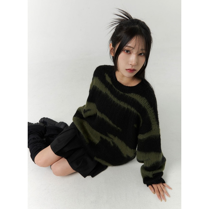 Animal Pattern Knit Sweater CN321 Dark green M/L