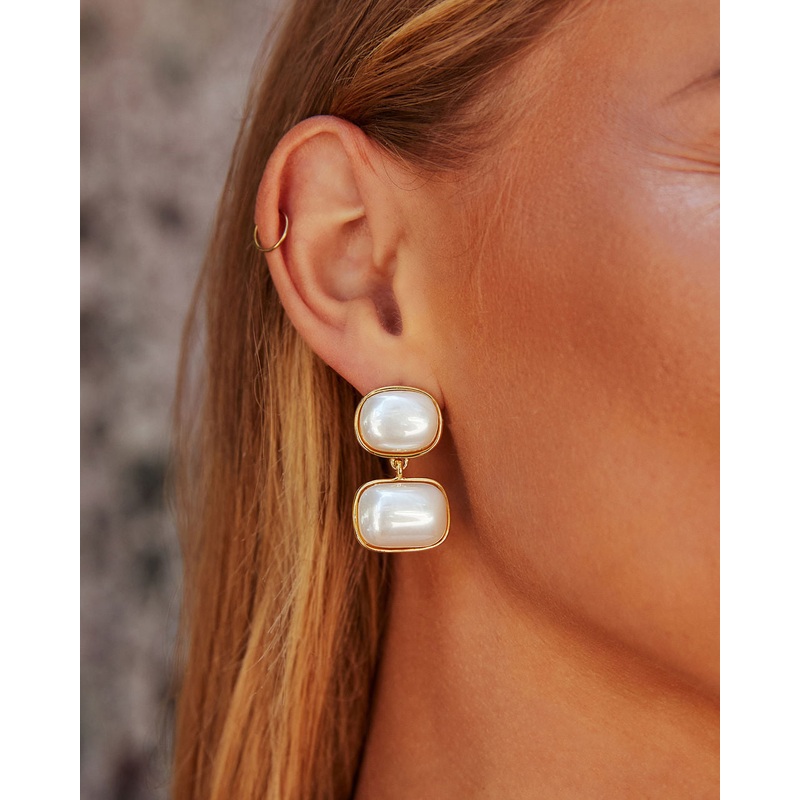 Dare To Dream Pearl Drop Earrings Gold O/S