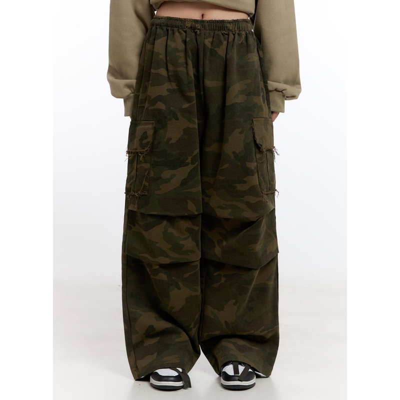 Wide Fit Camouflage Cargo Pants CN420 Dark green M