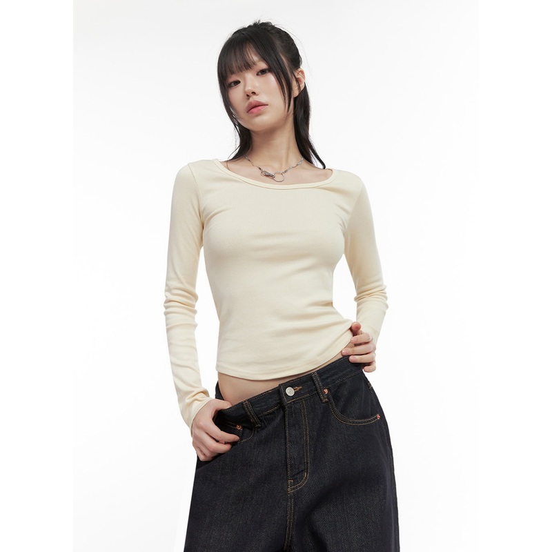 Slim-Fit Cropped U-Neck Top  IN427 Light beige S/M