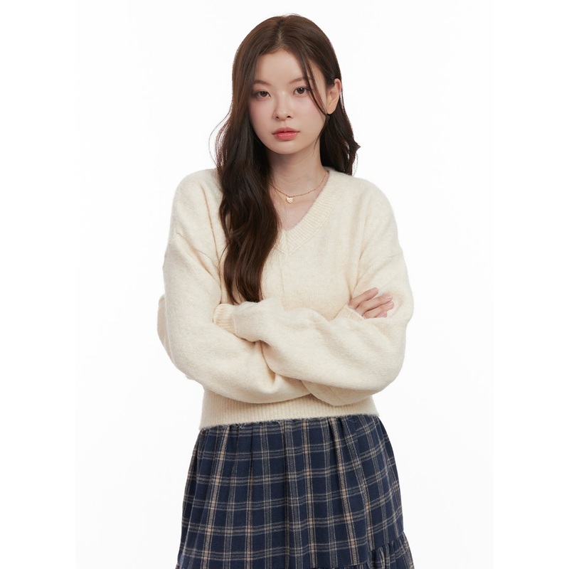 WarmWool Solid V-Neck Sweater OD403 Light beige S/M