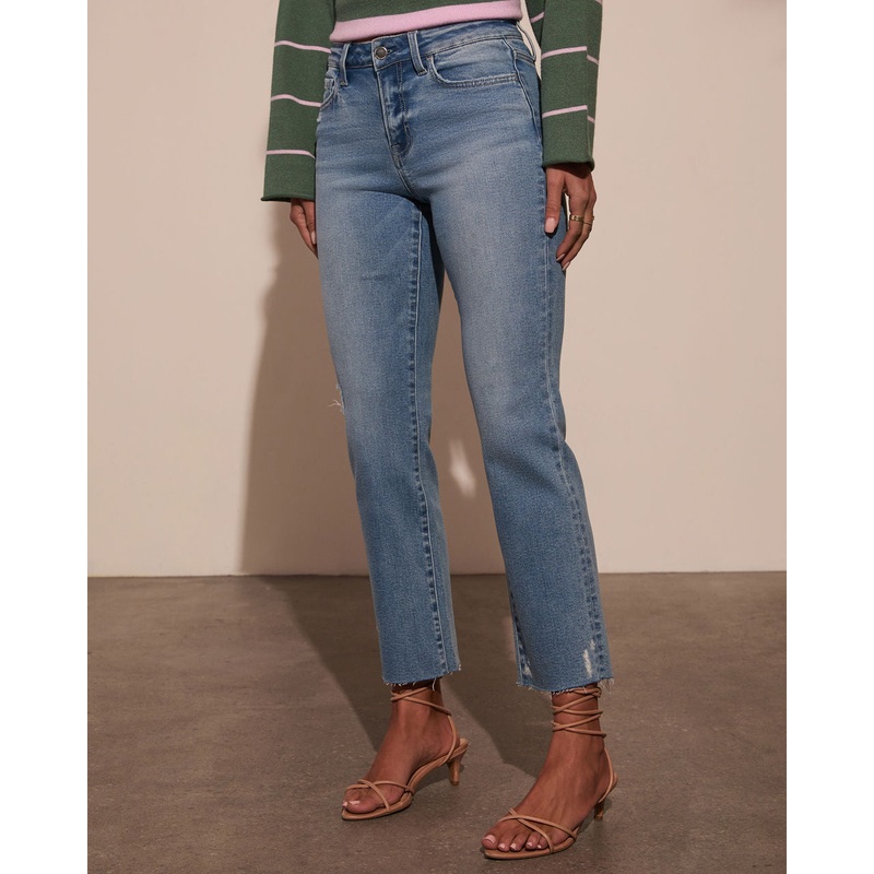 Lainie Super Stretch Distressed Straight Leg Jeans Light Wash 24