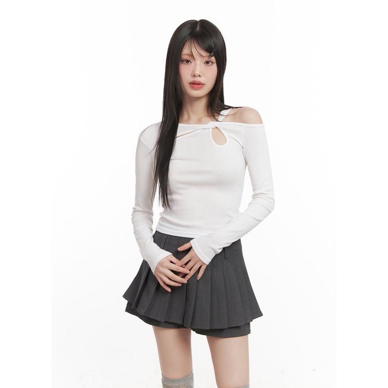 Slim-Fit Twist Cut-Out Long Sleeve Top CJ528 Black S/M