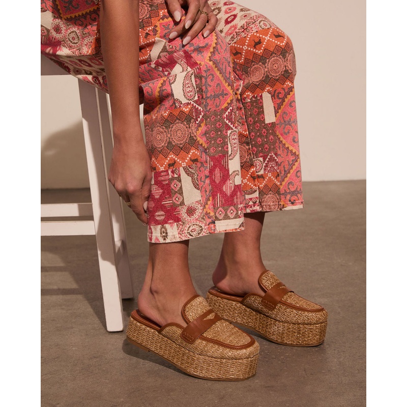 Zariah Straw Platform Loafers Cognac 6