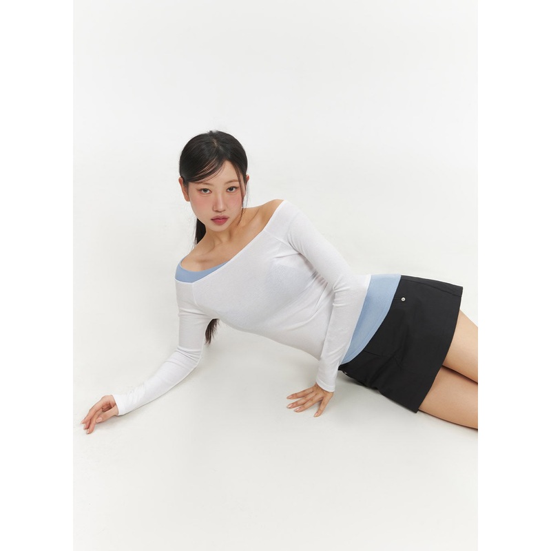 Off-Shoulder Asymmetric Long-Sleeve Top IF510 White S/M