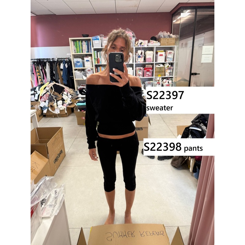 Skyla Off Shoulder Knit Sweater BLACK XS