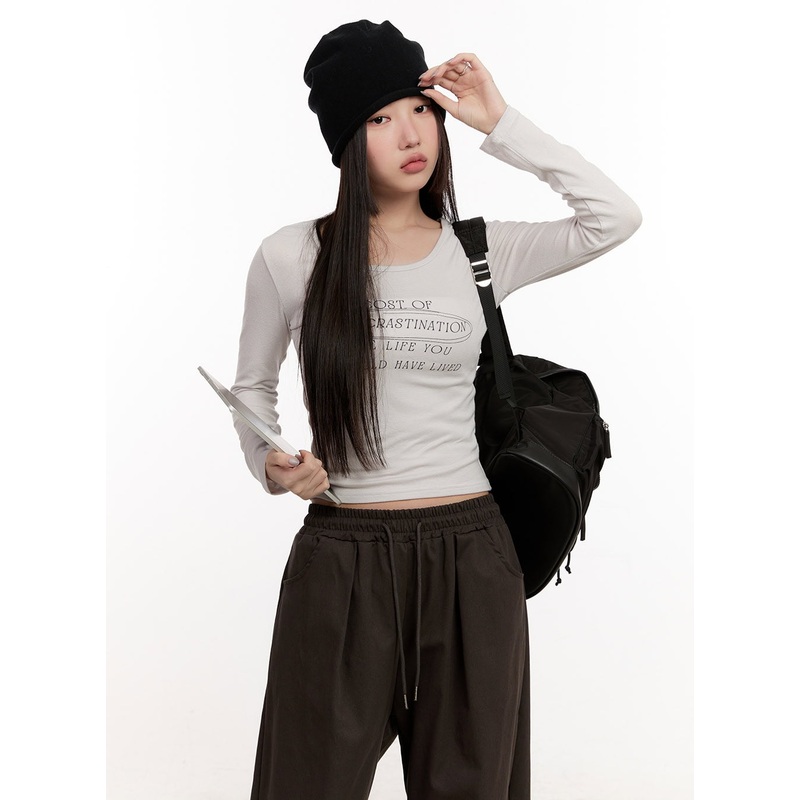 Slim-Fit Graphic Crop Top CM507 Light gray S/M