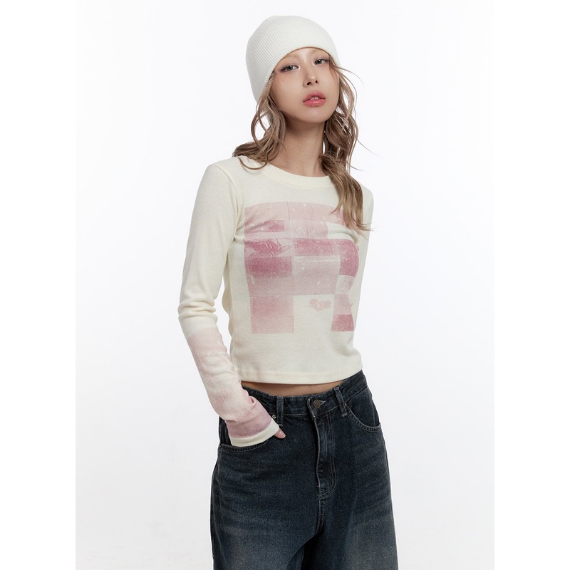 Trendy Graphic Crop Tee CN422 Light beige S/M