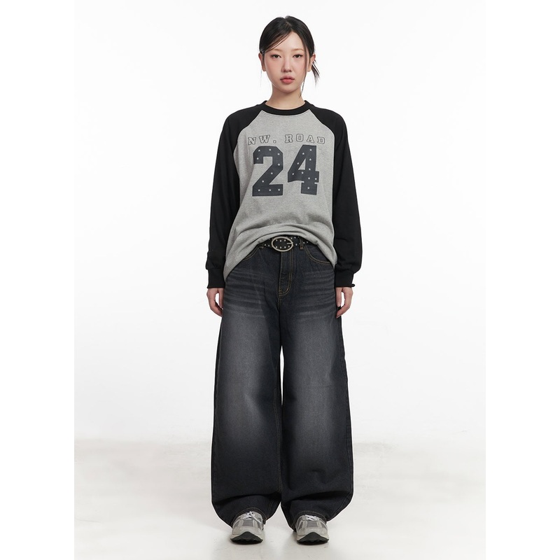 24 Graphic Long-Sleeve T-Shirt IM528 Black S/M