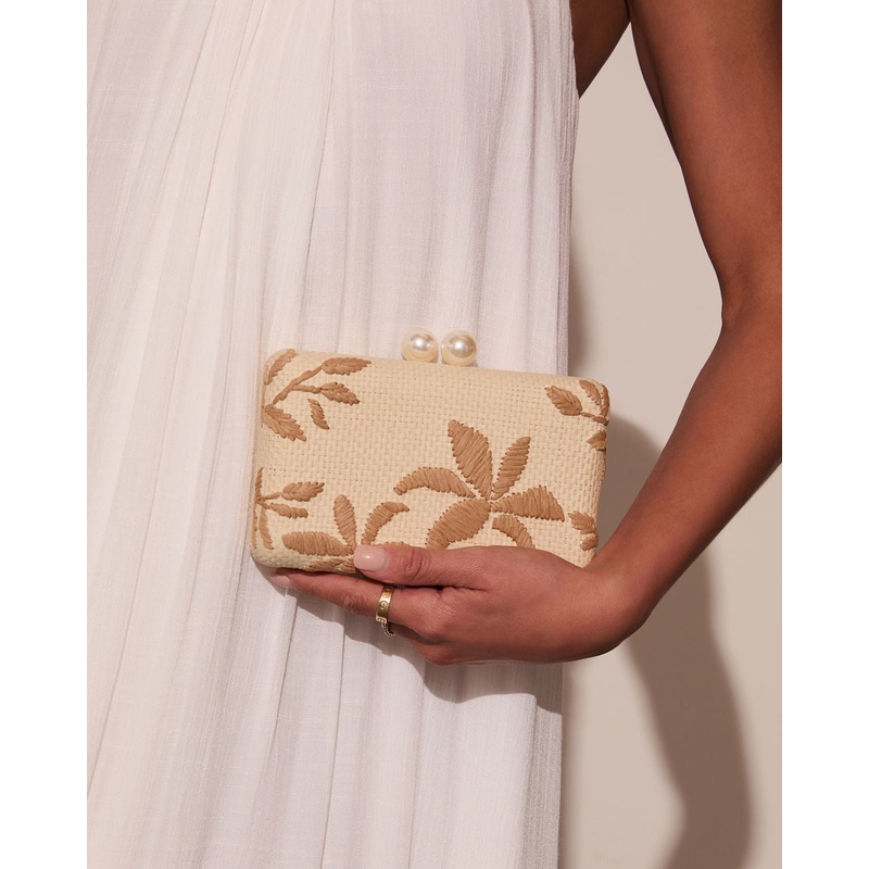 Voyage On Woven Straw Clutch Natural O/S