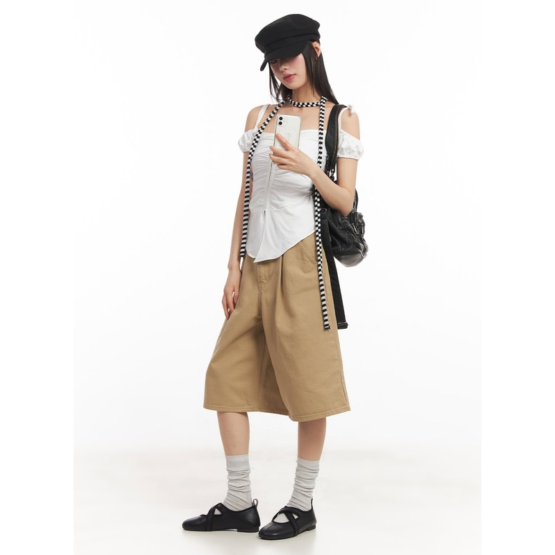 Cotton Pintuck Wide-Fit Shorts CA523 Beige S