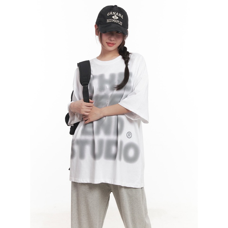 Blur Graphic Oversize T-Shirt CA529 White S/M
