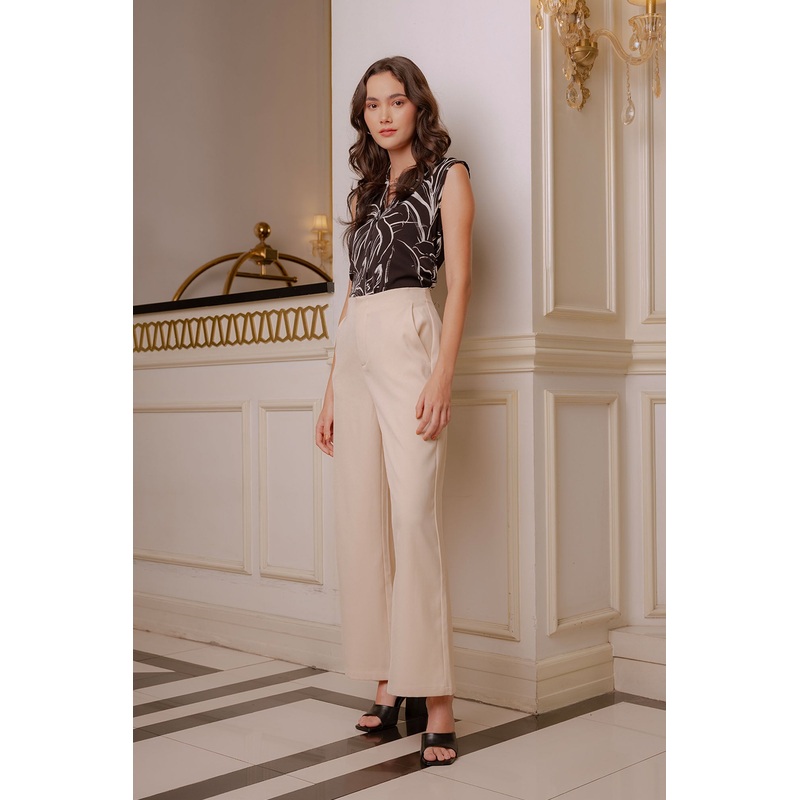 V-Neck All Over Print Top Black Extra Small