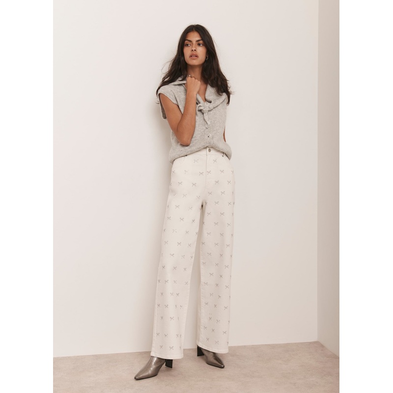 White Bow Embellished Wide Jeans Short 06