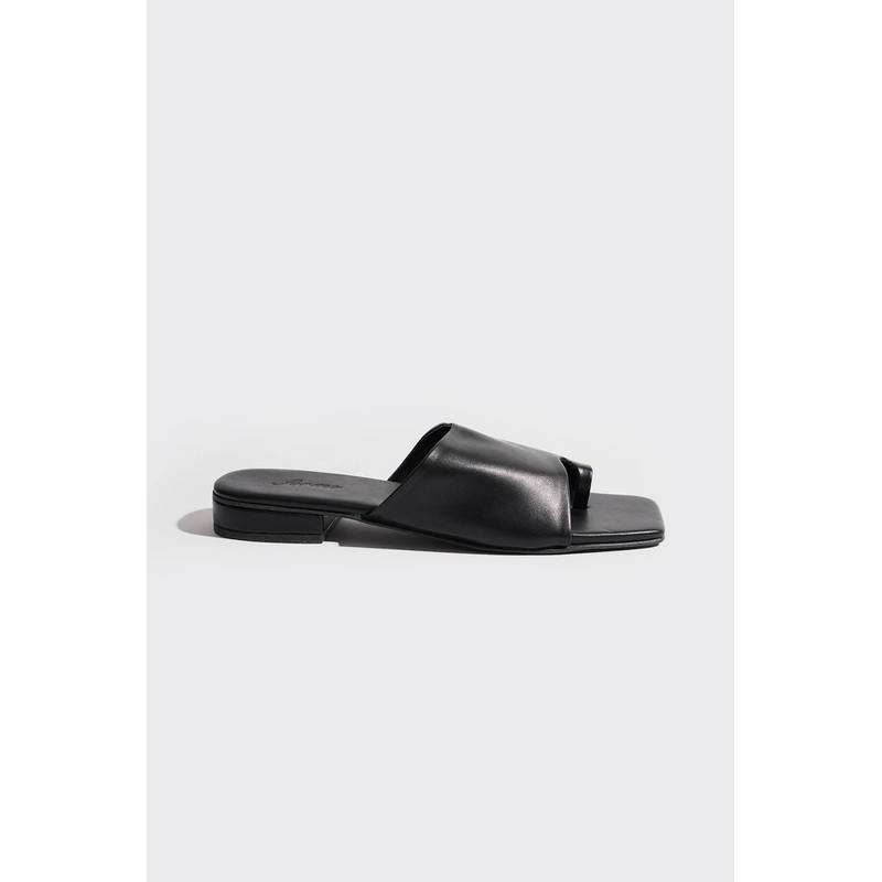 Toe Strap Square Toe Sandals Black 5