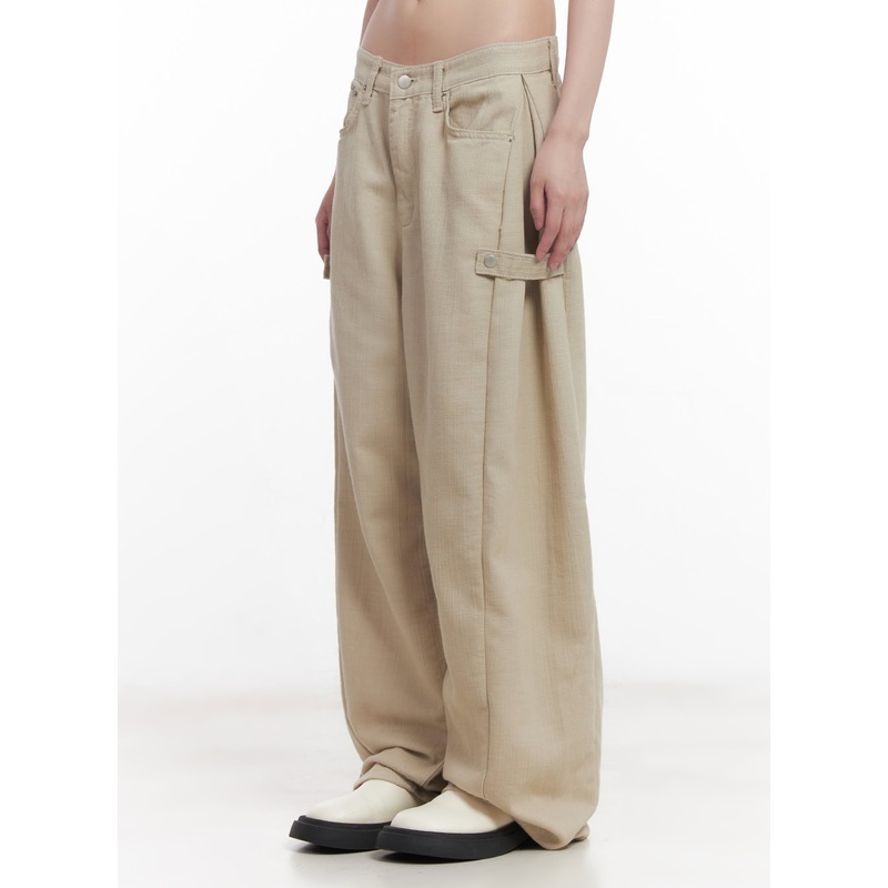 Wide-Fit Buttoned Pants CU506 Beige S
