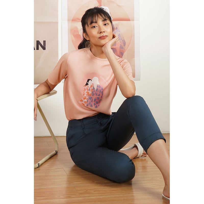 I Am Woman: Women For Women Graphic Tee Peach Extra Small