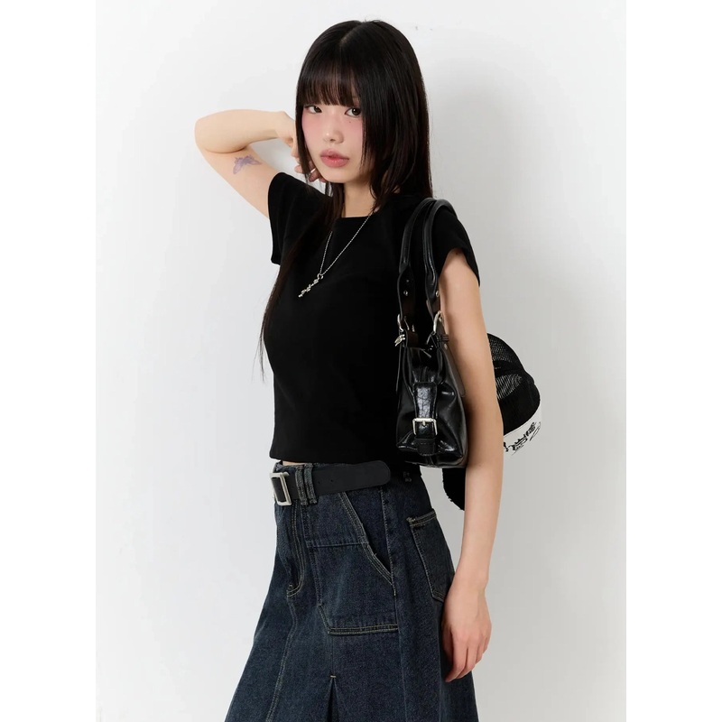 Slim-Fit Cropped Tee IU523 Black S/M