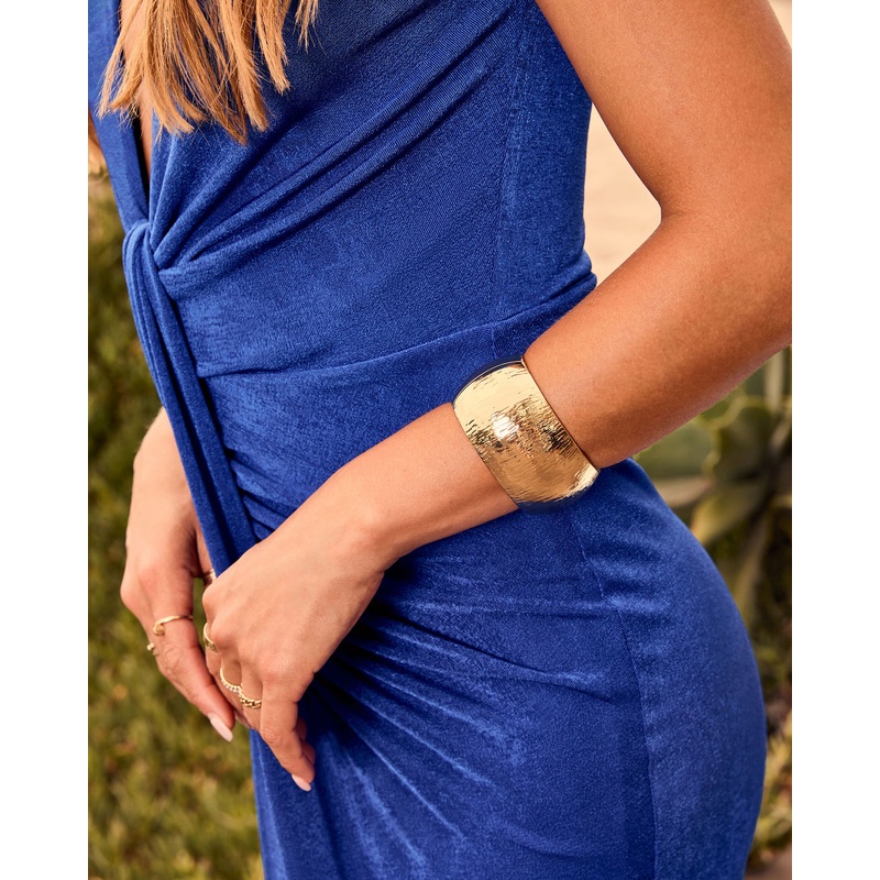 Donda Textured Bangle Bracelet Gold O/S