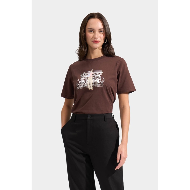 Girl At The Cafe Tee Deep Brown Extra Small