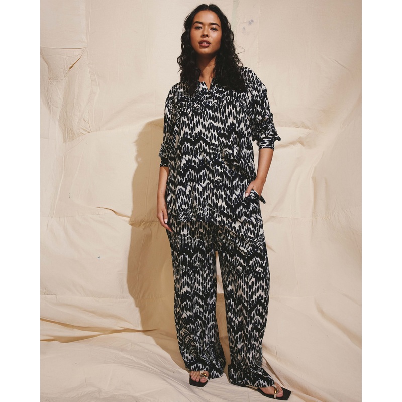 Verbena Voile Pants – Indigo Waterfall Print 4XS_00-0 Indigo Waterfall Print