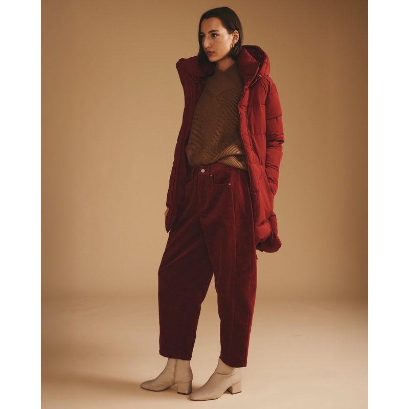 Dakota Twisted Leg Corduroy Pants – Autumnal Red 00 Autumnal Red