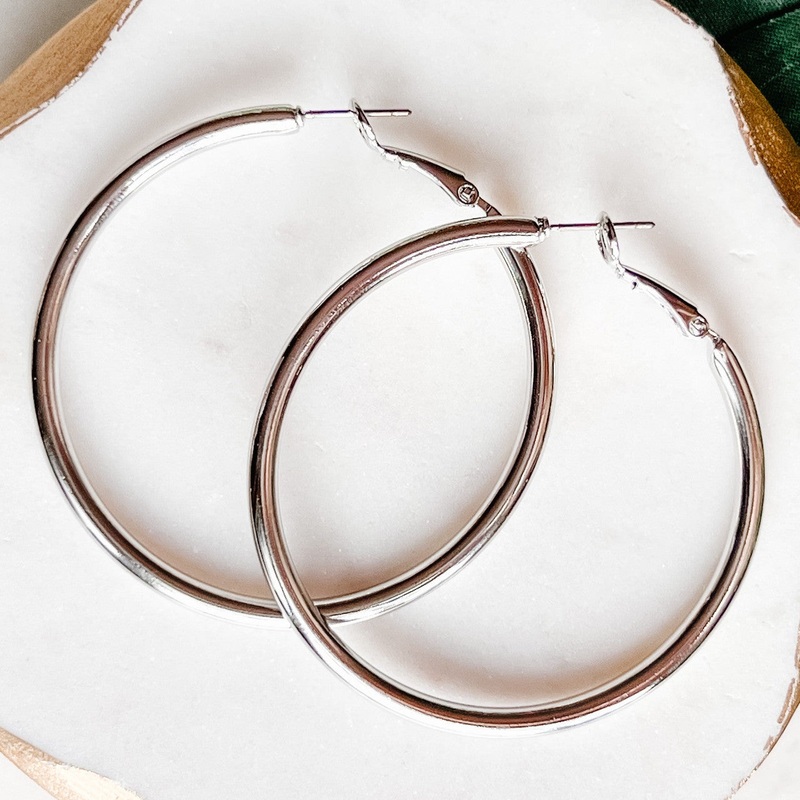 Rounded Classic Hoop Earrings Gold